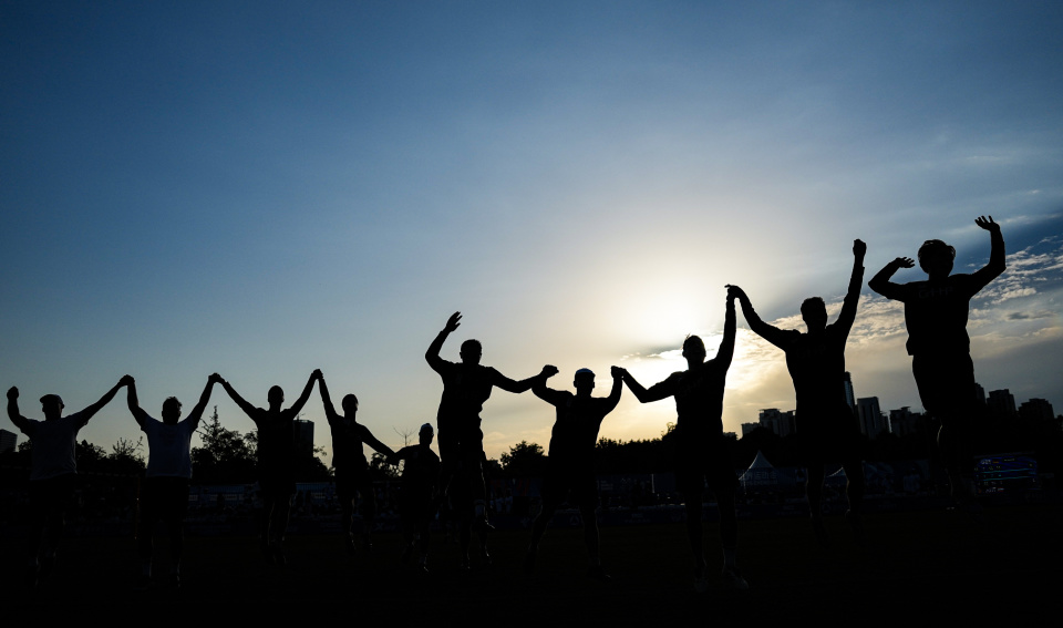 执红战胜越 执红战胜越