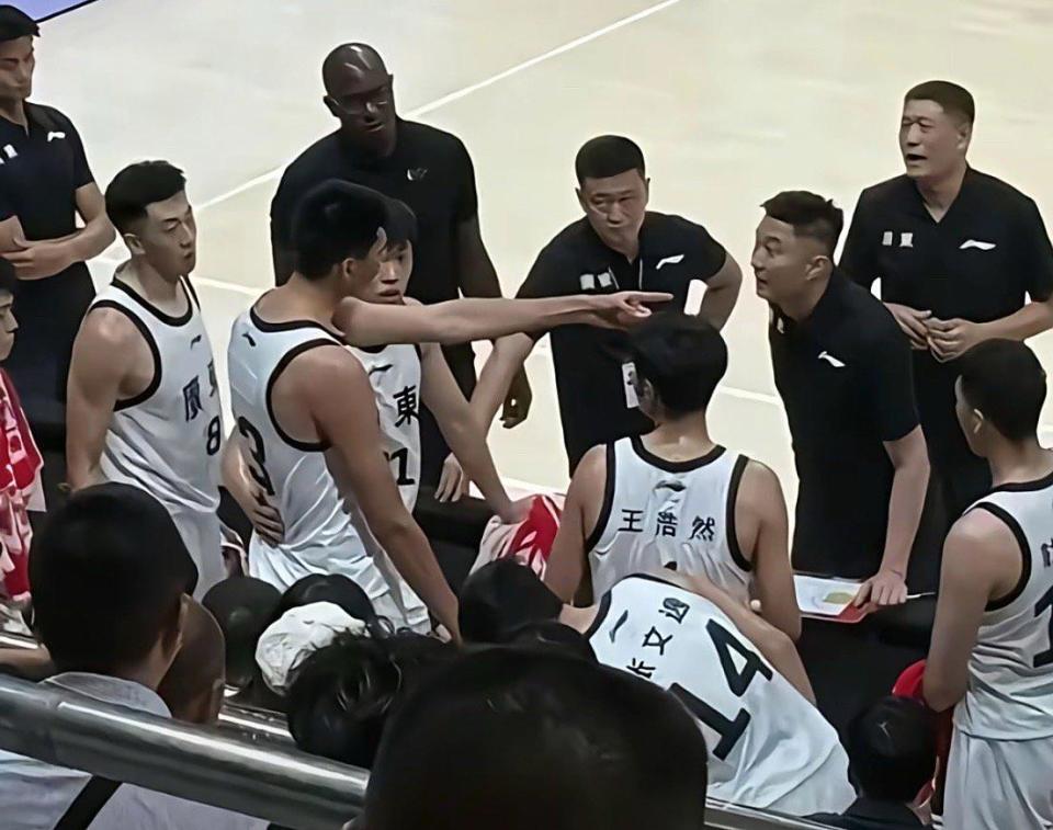 失了周琦, 牙过得不错