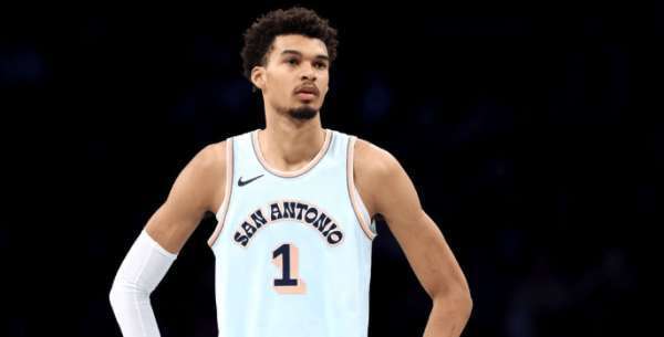 他手里的荣, 公布了联盟 他手里的荣, 公布了联盟